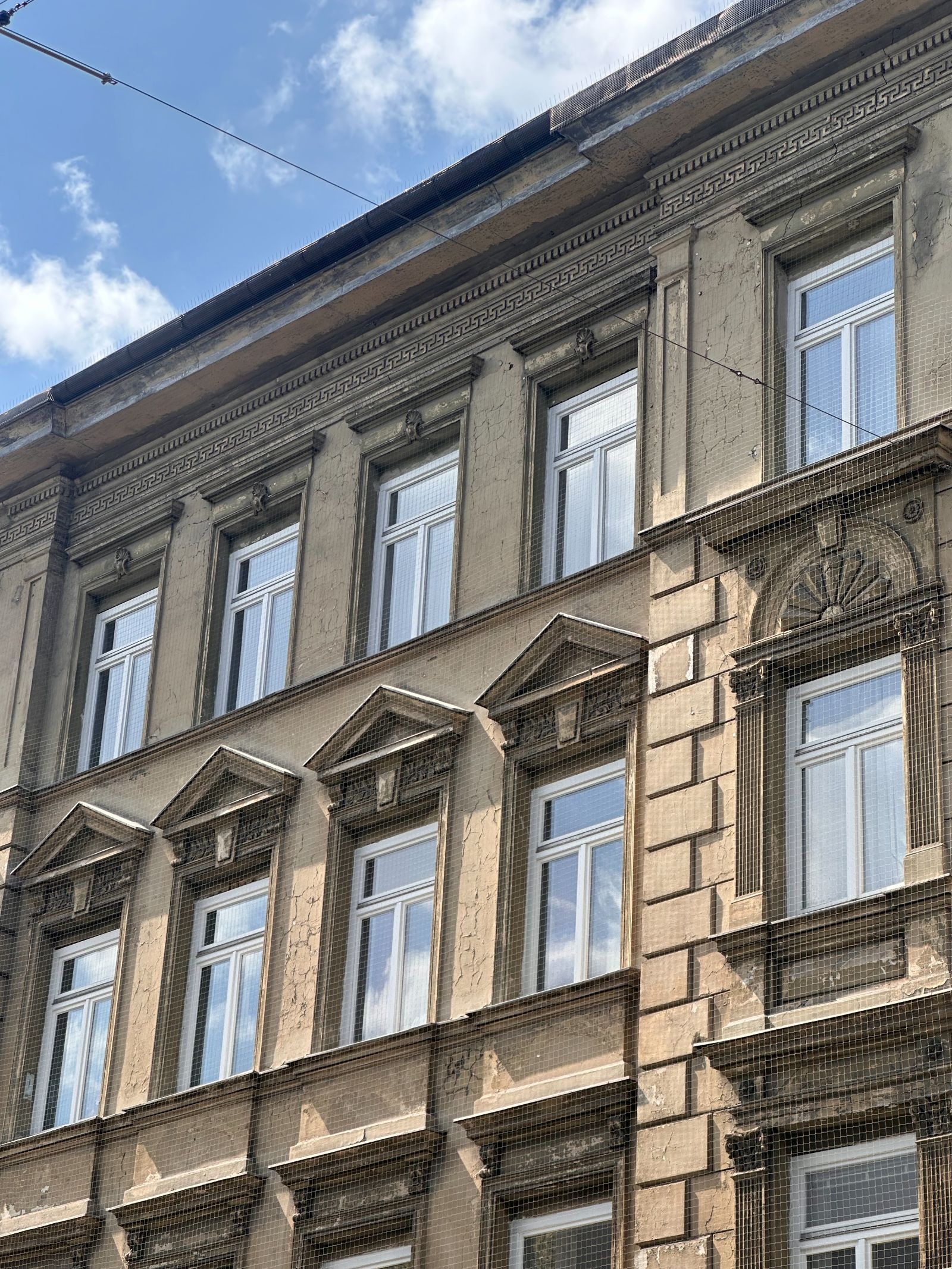 Gründerzeit-Fassade mit Patina